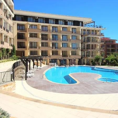 Menada Luxor